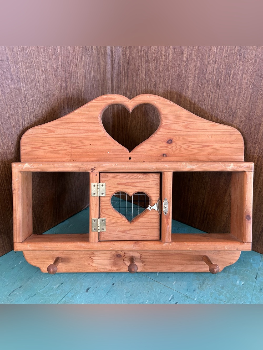 Granny core wood trinket shelf heart vintage